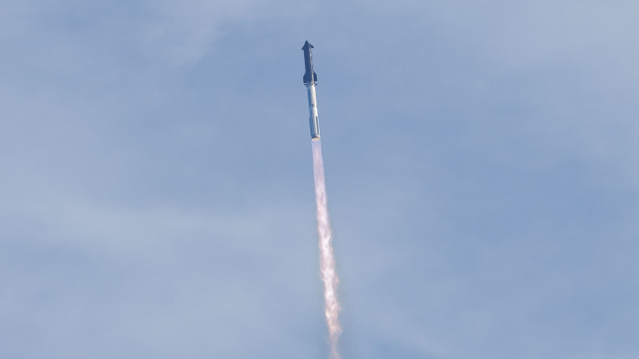 A NASA is tapsol: Elon Musk űrhajója újabb mérföldkövet ért el – videó