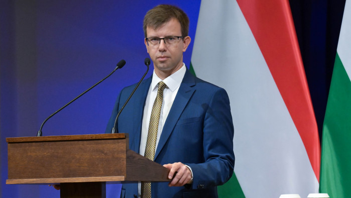 Bóka János: Európát bele akarják tolni a háborúba