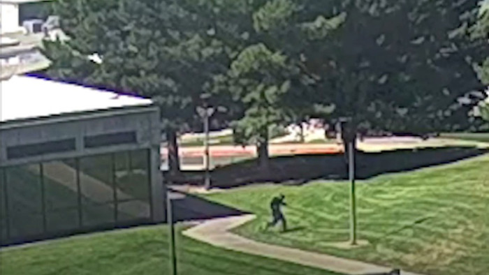 Charlie Kirk meggyilkolása: politikai szövegek voltak a töltényhüvelyeken