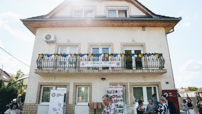 Down-szindrómás embereknek nyílt lakóotthon a fővárosban