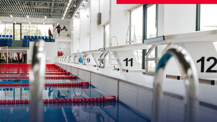 Orbán Viktor uszodát avat Szekszárdon - videó