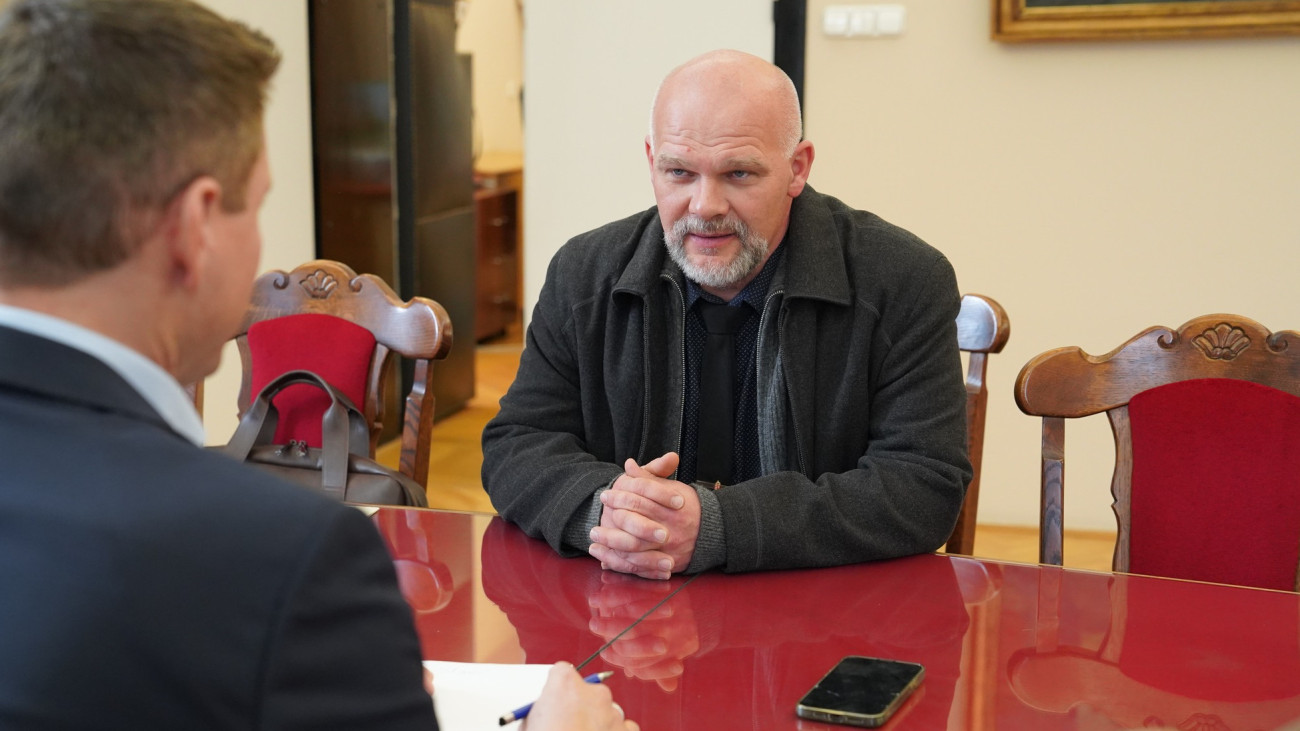 fotó: Dr. Molnár Krisztián a Fejér Vármegyei Közgyűlés elnökének hivatalos oldala.