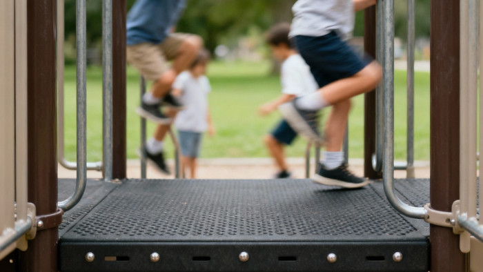 Súlyosan megsérült egy óvodás a tabdi egyházi iskola udvarán