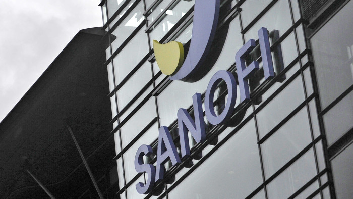Uniós jogot sérthetett a Sanofi, razziáztak a telephelyein