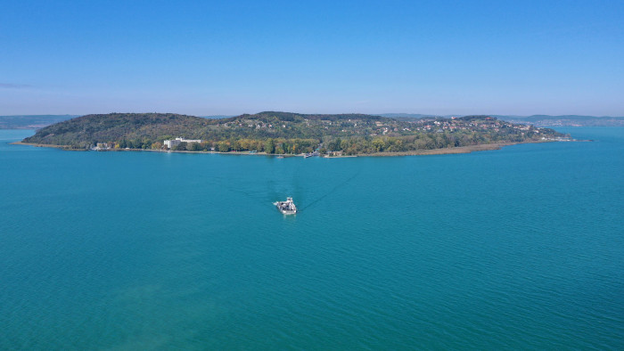 Azonnali beavatkozás a Balatonnál