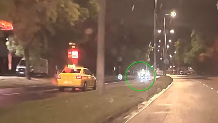 Rémálom a Szentendrei úton: így menekült a taxis – videó