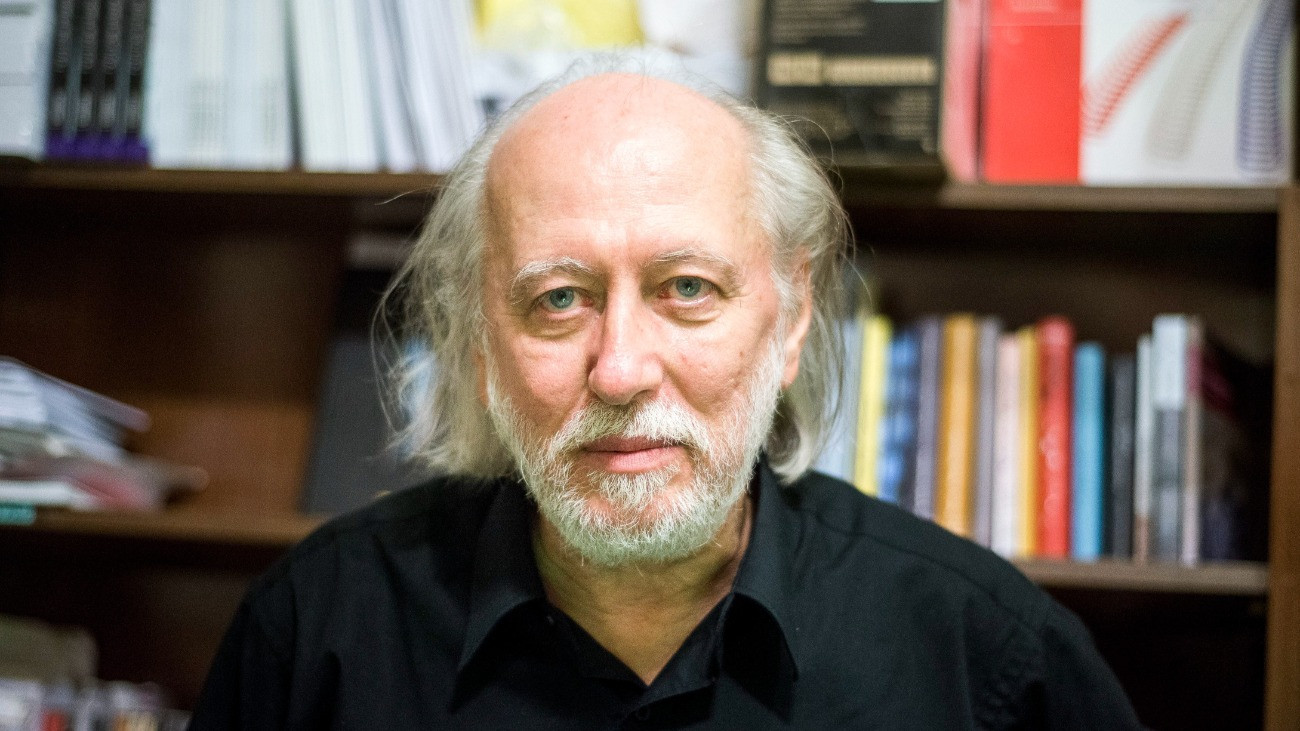 Krasznahorkai László magyar írónak ítélte oda idén az irodalmi Nobel-díjat a Svéd Akadémia, amely 2025. október 9-én Stockholmban jelentette be döntését. A felvétel 2016. szeptember 19-én készült Budapesten.