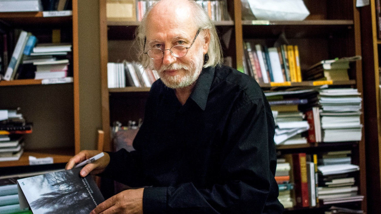 Krasznahorkai László magyar írónak ítélte oda idén az irodalmi Nobel-díjat a Svéd Akadémia, amely 2025. október 9-én Stockholmban jelentette be döntését. A felvétel 2016. szeptember 19-én készült Budapesten.