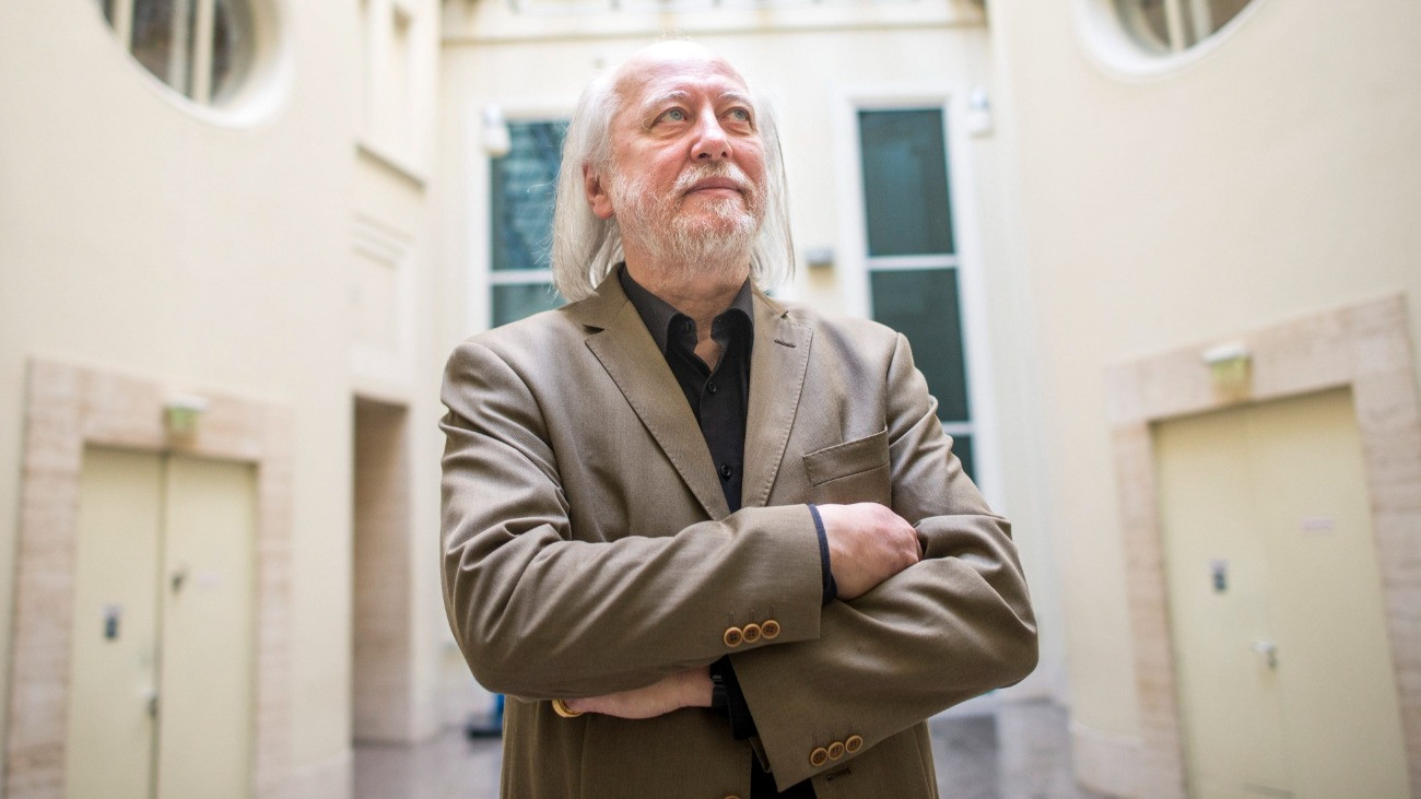 Krasznahorkai László magyar írónak ítélte oda idén az irodalmi Nobel-díjat a Svéd Akadémia, amely 2025. október 9-én Stockholmban jelentette be döntését. A felvétel 2017. március 22. készült Budapesten.