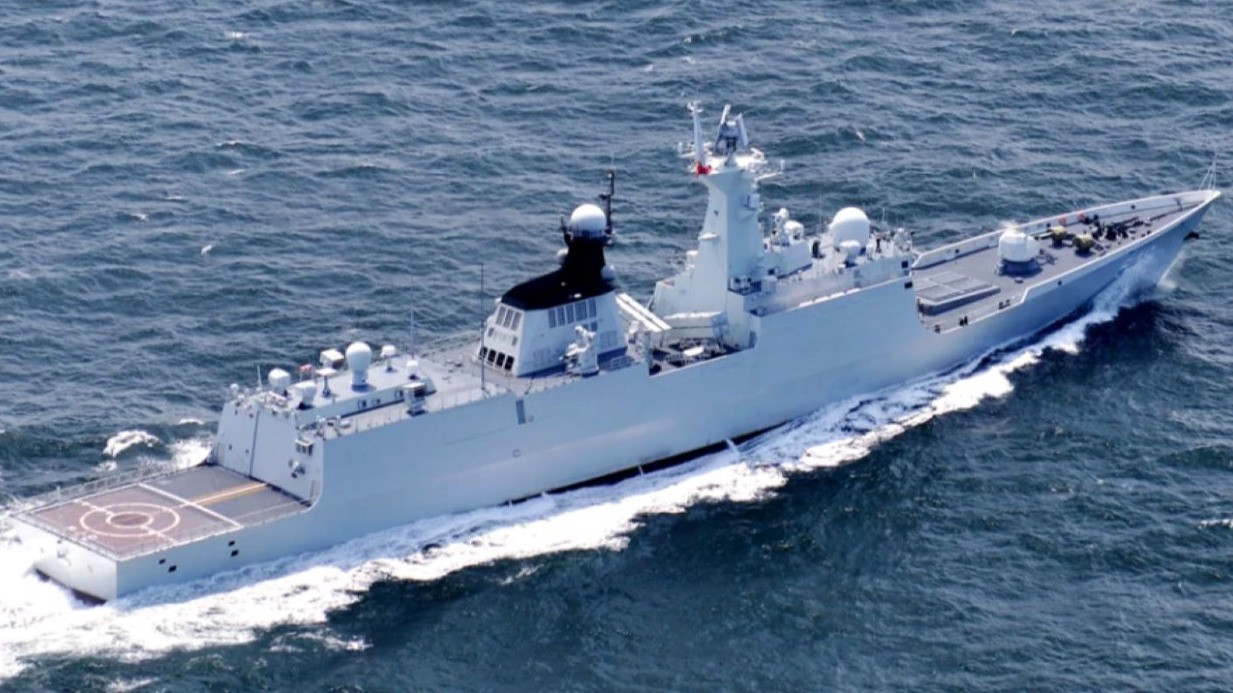 Type 054AG kínai fregatt