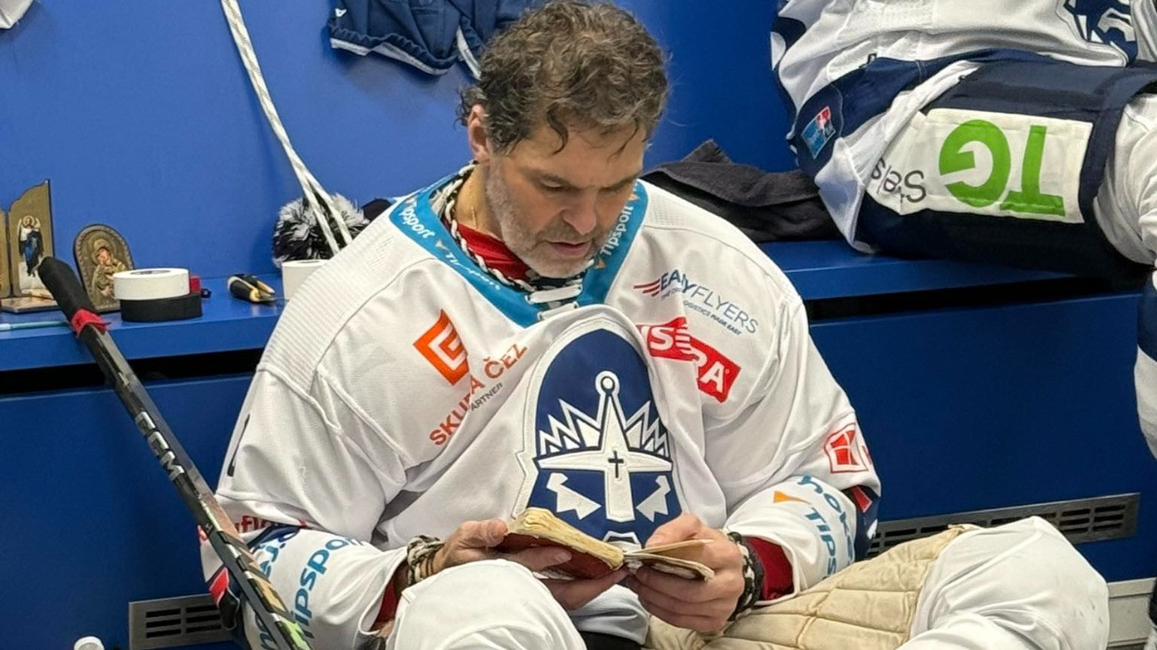A még 53 éves korában is aktív cseh jégkorongozó, Jaromir Jágr.