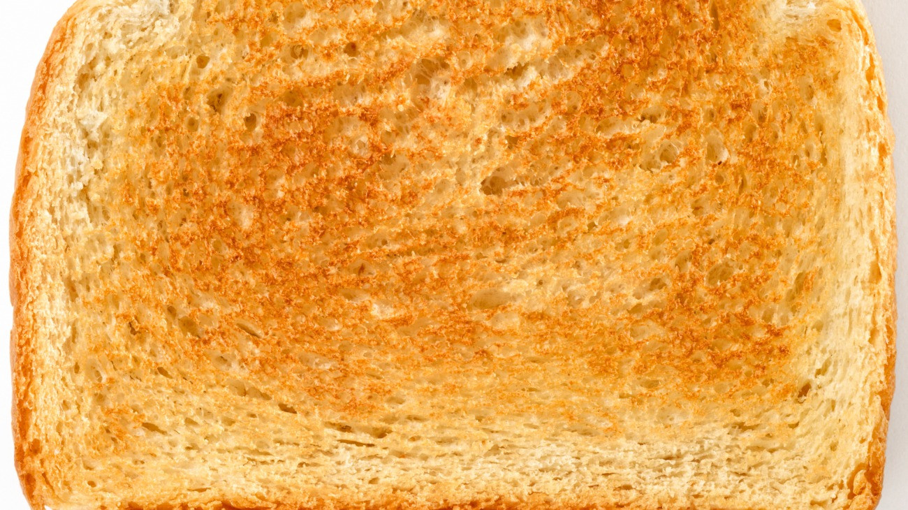 White Toast with Natural Drop Shadow- Photographed on Hasselblad H3D2-39mb Camera