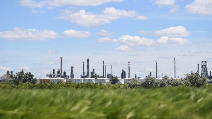 Új benzin- és dízelvezetéket kap Magyarország