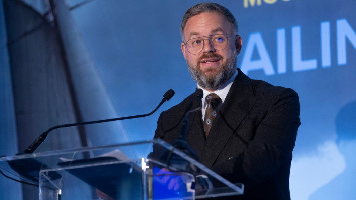 Orbán Balázs: a válságot a túlzott rend éppúgy okozhatja, mint a túlzott változás