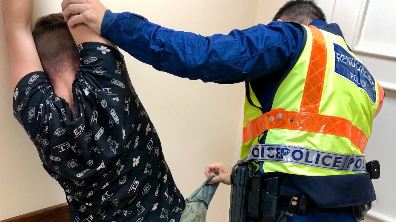 Elfogják a rendőrök a szegedi nemi erőszak egyik támadóját