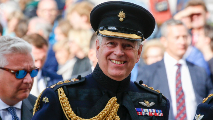 Többet is veszíthet hercegi címénél a szexuális botrányba keveredett András