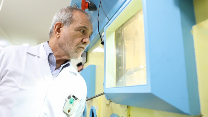 Irán nem hátrál, újraépítik a lebombázott nukleáris központokat