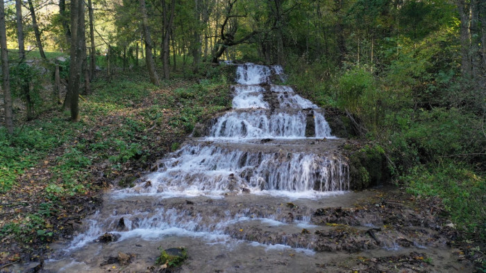 Elszomorító látvány: kiszáradt a Fátyol-vízesés és a Szalajka-patak – videó