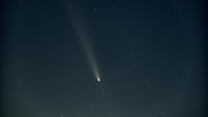 Meteorit találhatott telibe egy Teslát Ausztráliában