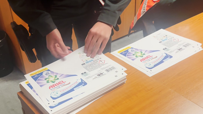 Egészségkárosító, hamis mosószereket foglaltak le az M7-esen