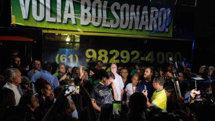 Szökésveszély – 12 négyzetméteren kezdi a következő 27 évet Jair Bolsonaro