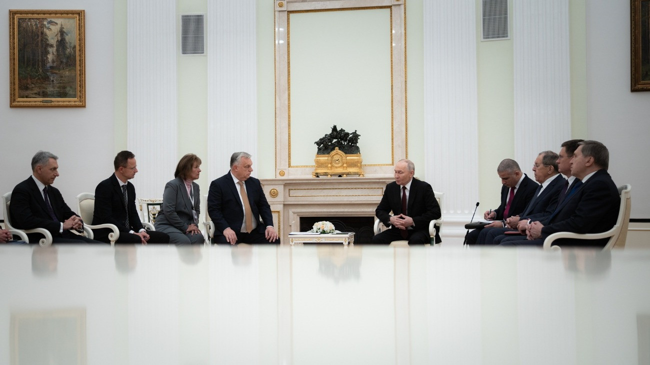 A Kreml szerint a moszkvai orosz-magyar tárgyaláson a szankcióval sújtott orosz cégek kivásárlása is szóba került