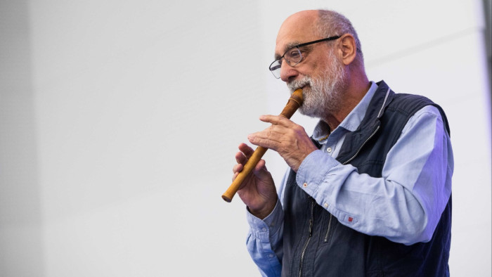 Adventi turnéra indul a Kaláka