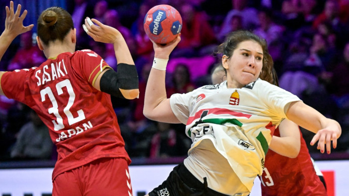 Hollandiával játssza a kézi-vb negyeddöntőjét a női válogatott