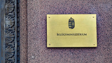 A BM reagált Magyar Péter lépésére
