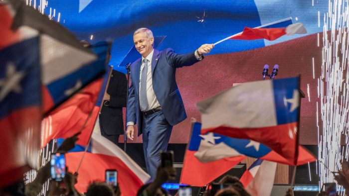 Fordulat Chilében, Marco Rubio gratulált