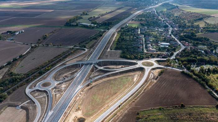 Jó hír az autósoknak, az M30-as végre visszatért a térképre