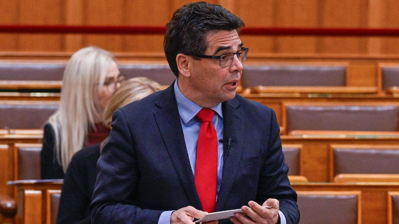 „Az orosz vagyon elkobzása közelebb löki Európát a háborúhoz” – rendkívüli ülés a parlamentben