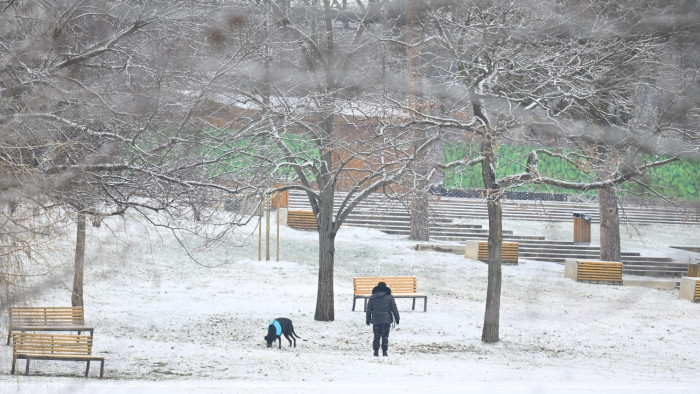 Fehérbe borult az ország, és az év utolsó napján is lehet még hóesés
