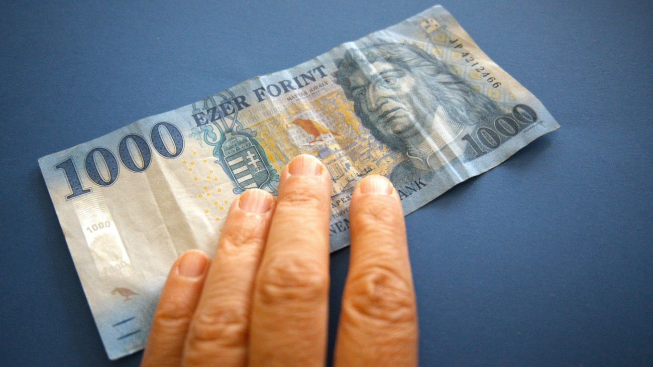 Ezer forintos bankjegy.