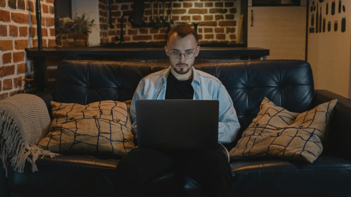 Home office munkalehetőségek: Hogyan érheted el a munka-magánélet egyensúlyt? (x)