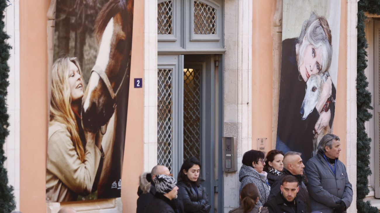 Örök nyugalomra helyezték Brigitte Bardot-t – képek