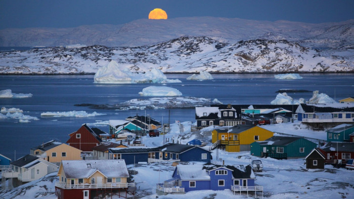 Kivásárlás, lefizetés vagy katonai invázió – így szerezhetné meg Donald Trump Grönlandot