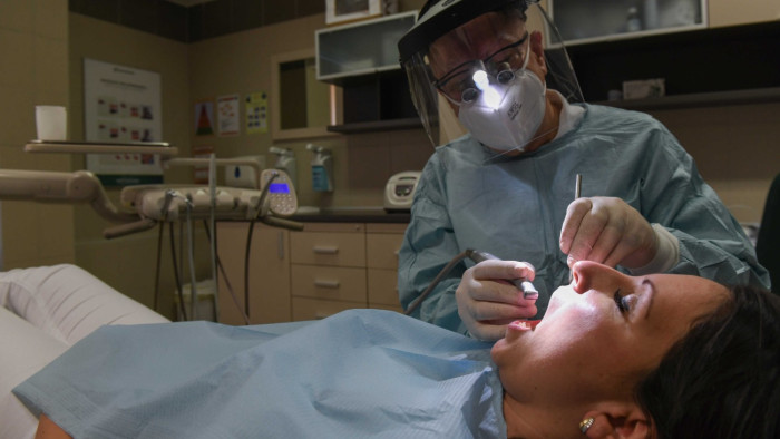 Nincs már messze az a gyógyszer, amitől újra kinőhet a fogunk