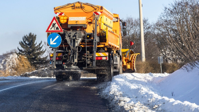 Váratlan időpontban is pótolhatja a szemétszállítást a MOHU