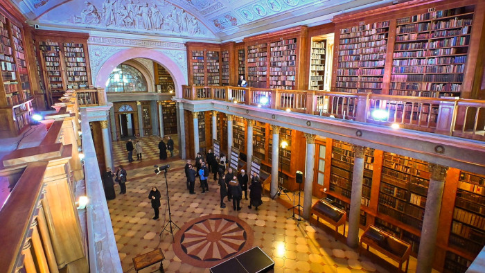 Vége a rovarinvázió elleni heroikus küzdelemnek Pannonhalmán