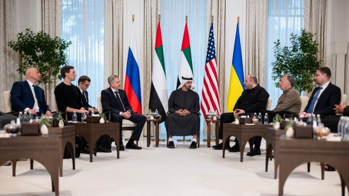 Ukrajnával kapcsolatos bejelentést tett Vlagyimir Putyin szóvivője