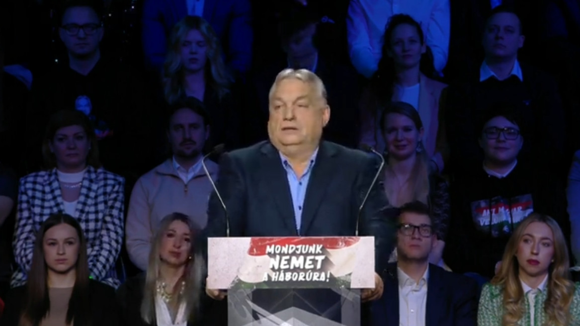 Orbán Viktor Kaposváron: nagy nemzeti összefogásra lesz szükség, hogy Magyaroszágot kívül tartsuk a háborún