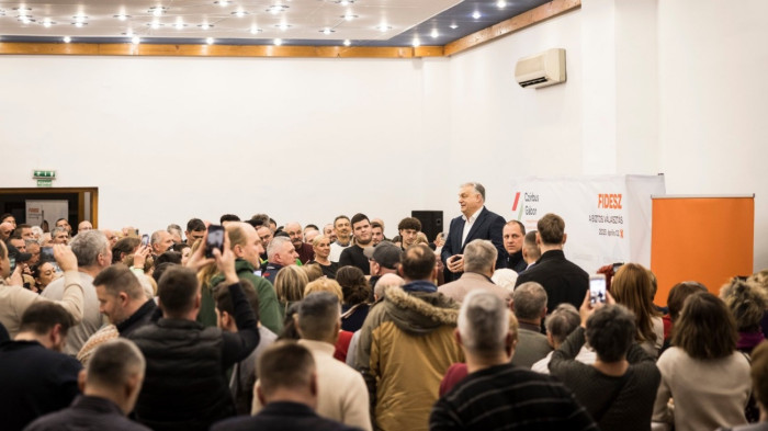 Orbán Viktor: prés alatt a Tisza, nem riadnak vissza semmitől