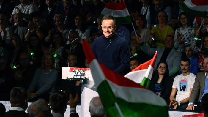 Szijjártó Péter: ezért minden egyes nap nekünk meg kell küzdeni