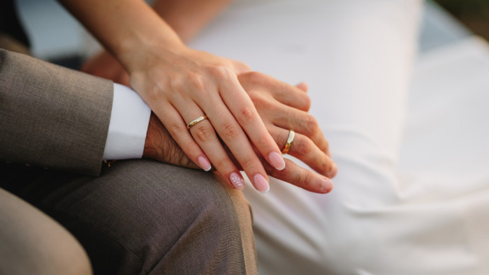 Magyarországon átlagban másfél évvel tovább tartanak a házasságok, mint az EU-ban