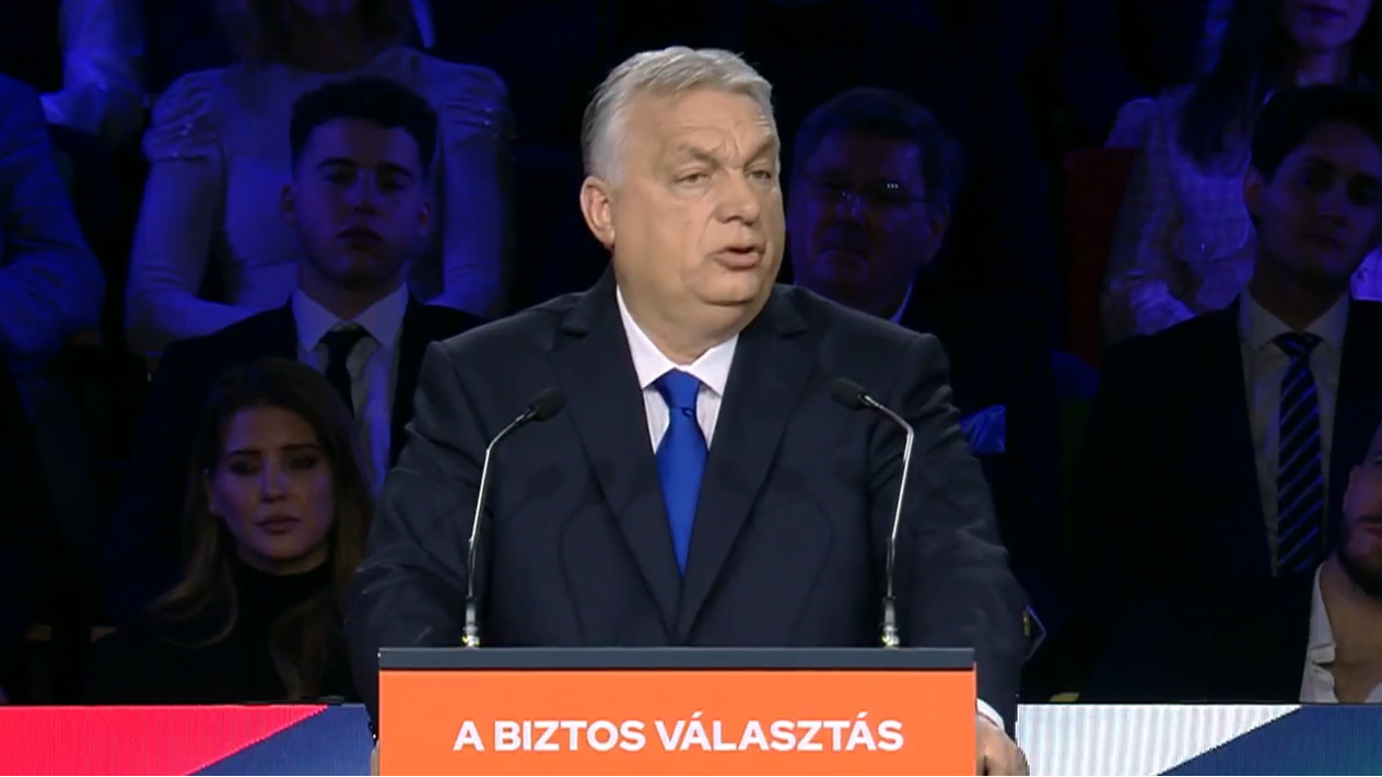 Orbán Viktor évértékelője: vállaltuk, hogy újra a történelem főutcáján járunk majd