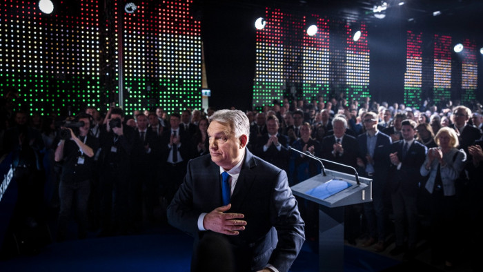 Gigantikus összeget vont el a magyar állam a nagytőkétől – erről beszélt a Nézőpont Intézet igazgatója