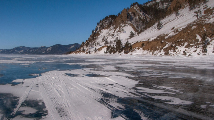 Tömegtragédia a világ legismertebb tavánál, beszakadt a jég