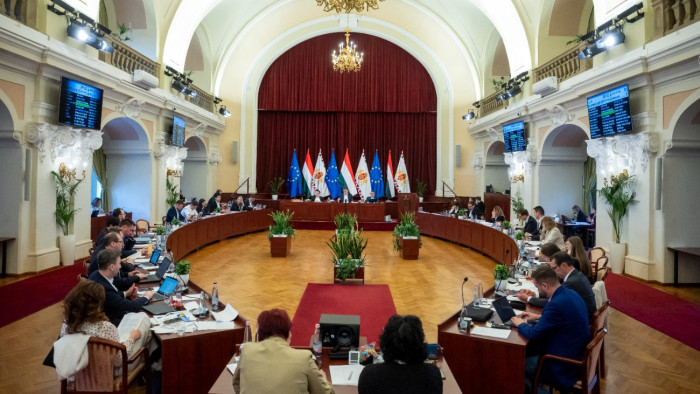 Nem adnak el budapesti vasúti területeket a választásokig