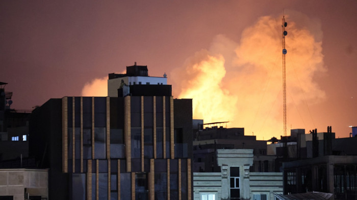 Este lett és reggel, folytatódik az öldöklés Iránban